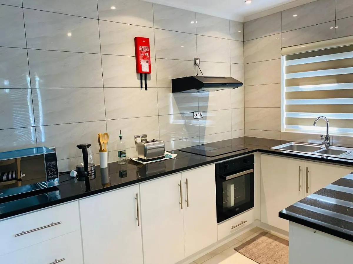 Aparthotel Mae Waterfront Apartments De Quincey Village