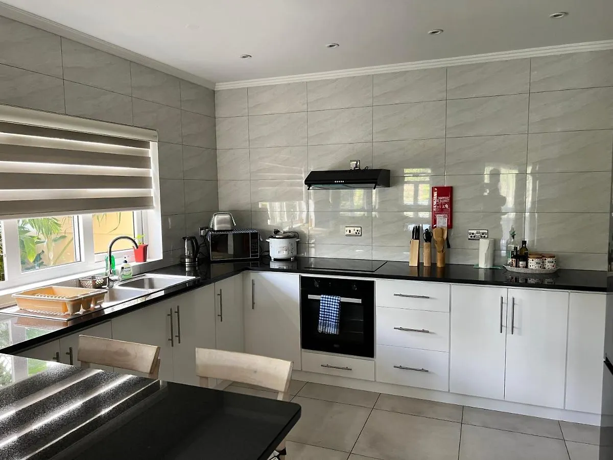 Mae Waterfront Apartments De Quincey Village Aparthotel